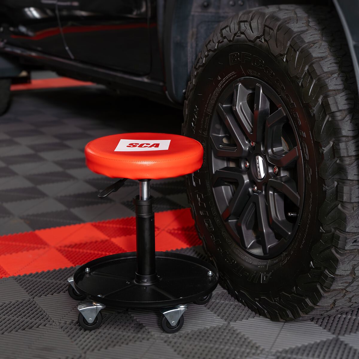 SCA Adjustable Roller Seat, , scanz_hi-res