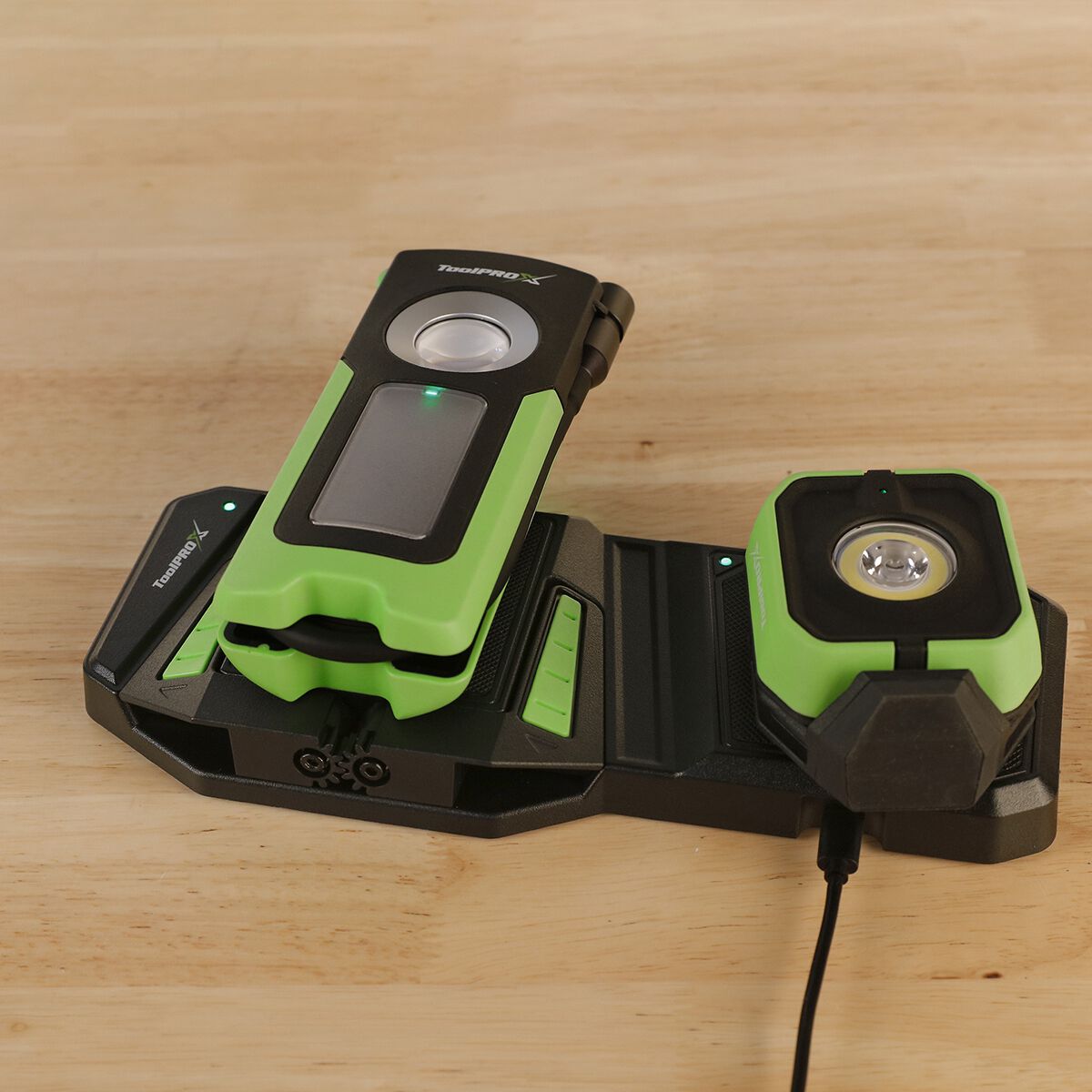 ToolPRO-X Worklight Wireless Charging Pad 20W, , scanz_hi-res
