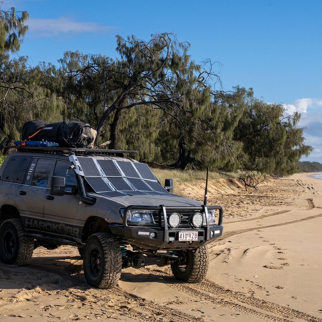 Hardkorr Portable Solar Blanket 300W, , scanz_hi-res