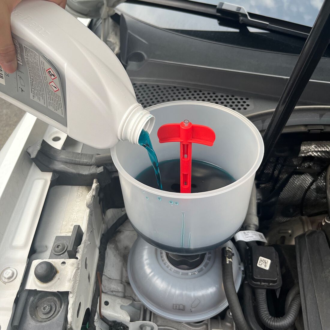 SCA Funnel Coolant Filling Kit, , scanz_hi-res