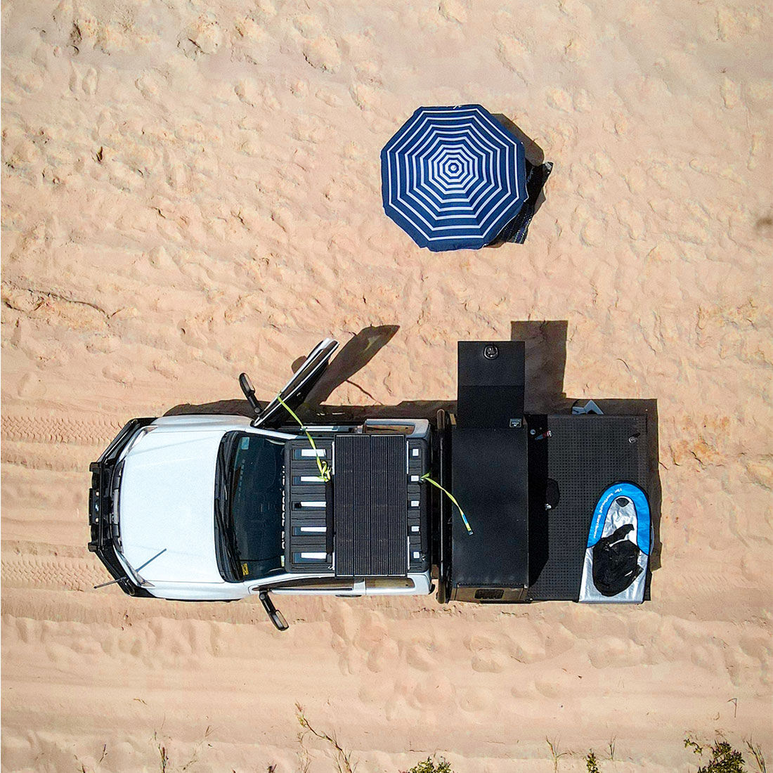 Hardkorr 170W Fixed Solar Panel, , scanz_hi-res