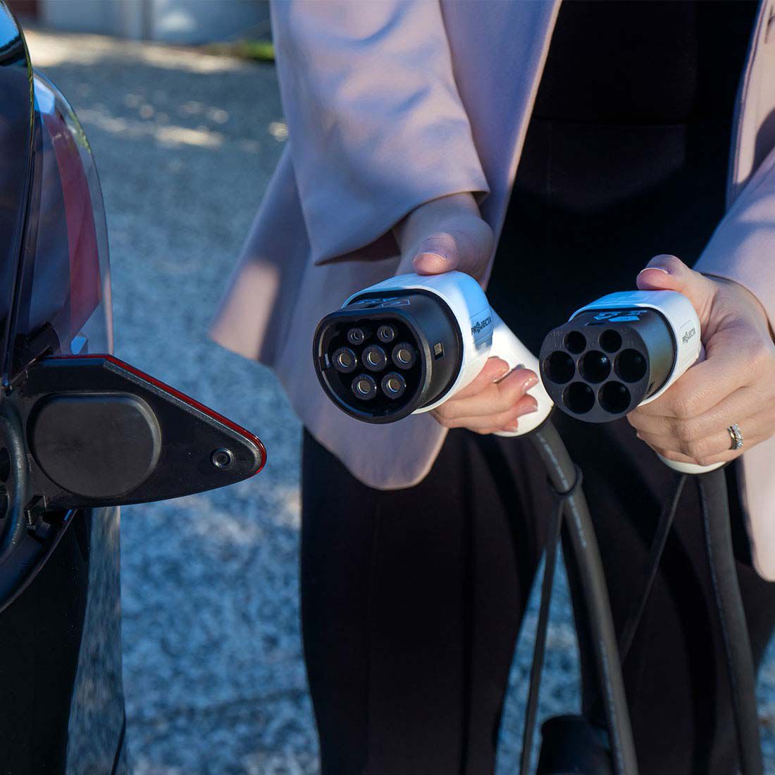 Projecta Electric Vehicle Charging Cable 3-Phase Type 2 Inlet To Type 2 Outlet, , scanz_hi-res