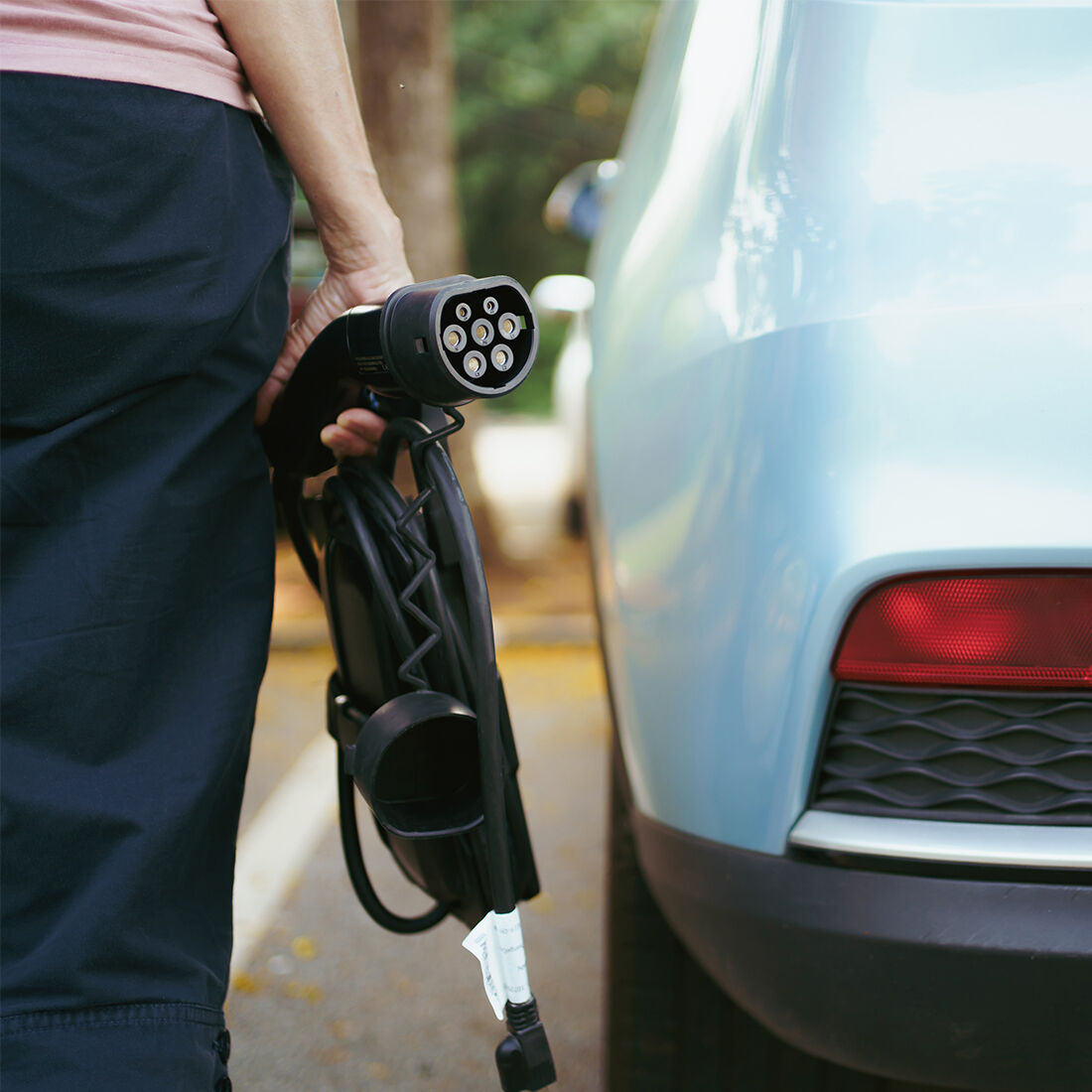 Projecta Electric Vehicle Portable Charger 240V 2.4KW 10A, , scanz_hi-res