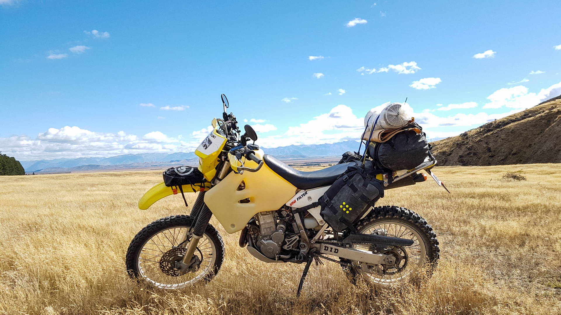 2001 Suzuki DR-Z400E - Packed up