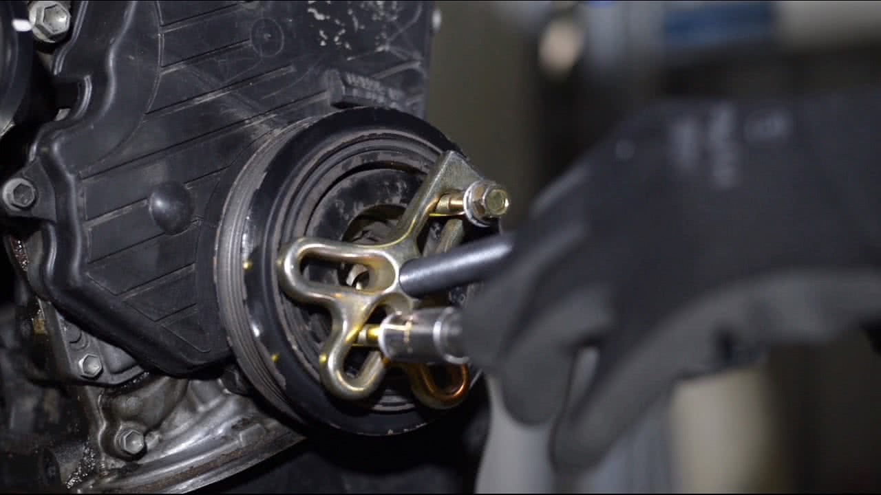 Removing a Harmonic Balancer